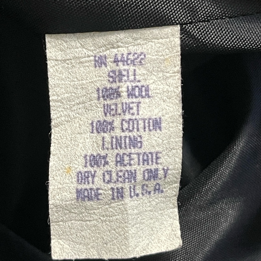 Albert Nipon Black Velvet Collar Coat - Picture 7 of 7